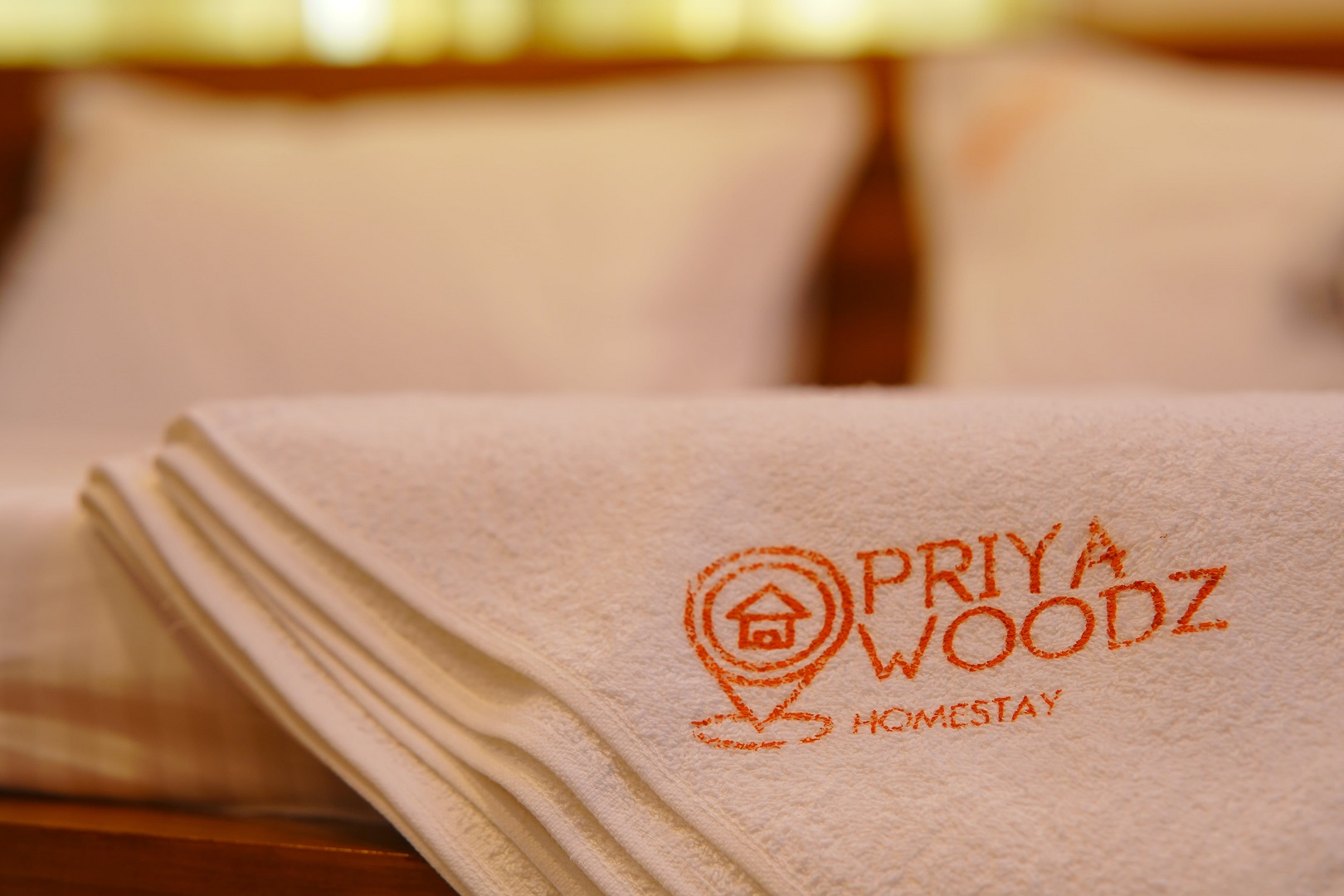 Priya Woodz Homestay slide 6